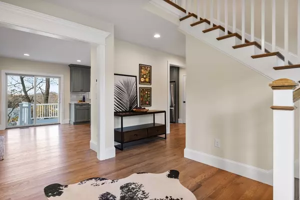 Braintree, MA 02184,37 Lantern Lane