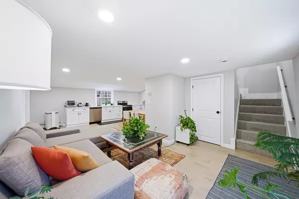 Worcester, MA 01610,30 Davenport St