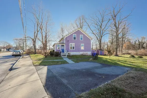 Warren, RI 02885,69 Cutler