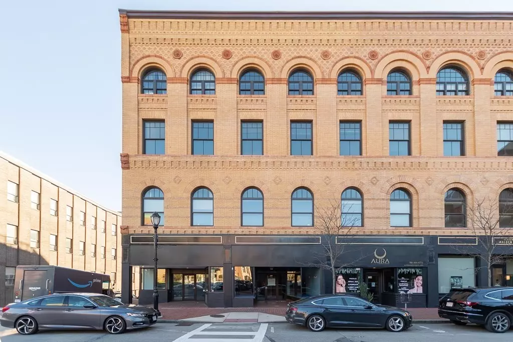 Malden, MA 02148,134 Pleasant Street