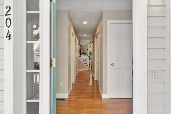 Billerica, MA 01821,10 Charnstaff Ln #204