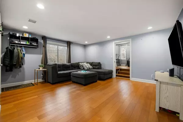 Weymouth, MA 02190,211 Randolph St