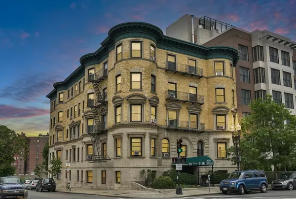 1091 Boylston St #31, Boston, MA 02215