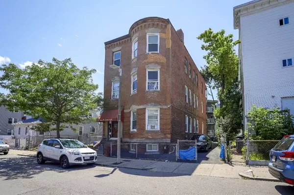 Boston, MA 02122,83 Topliff St #All