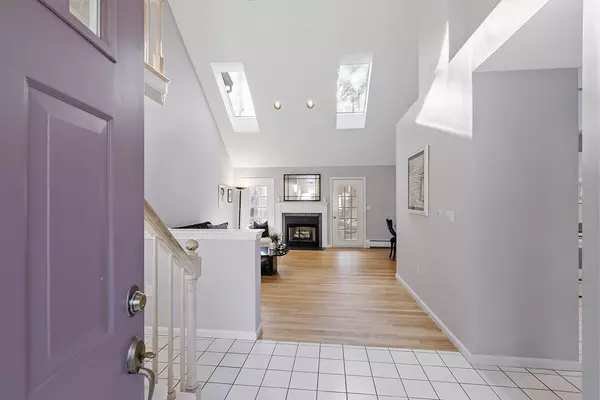 Bedford, MA 01730,34 Pickman Dr #34