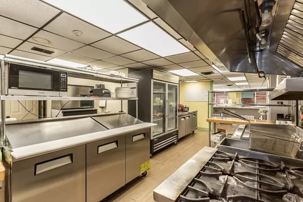 Bridgewater, MA 02324,59 Broad St