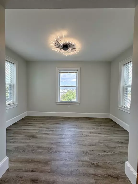 Boston, MA 02128,54 Falcon Street #2