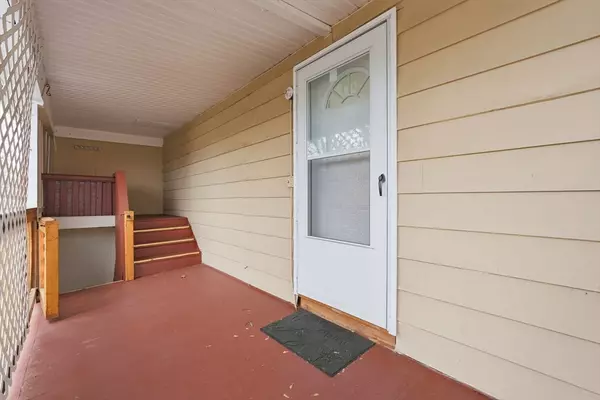 Springfield, MA 01109,50-52 Maynard St