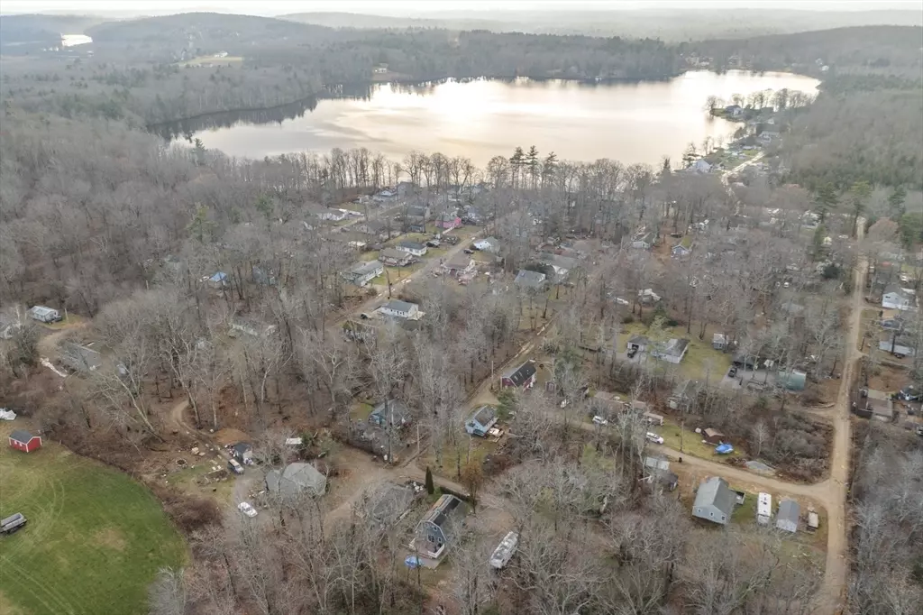 Rutland, MA 01543,4 Wilson Way