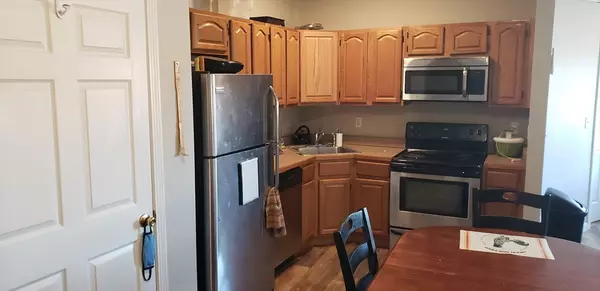 Attleboro, MA 02703,95 Park Street #2