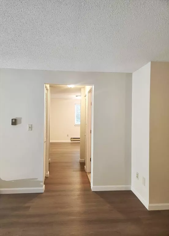 Easton, MA 02375,15 Foundry #D3