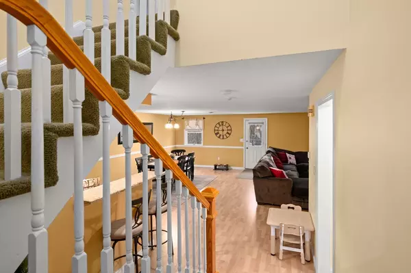 Dracut, MA 01826,25 Shea #8