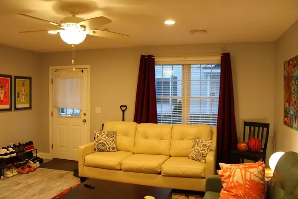 Fall River, MA 02720,10 N Court St. #3