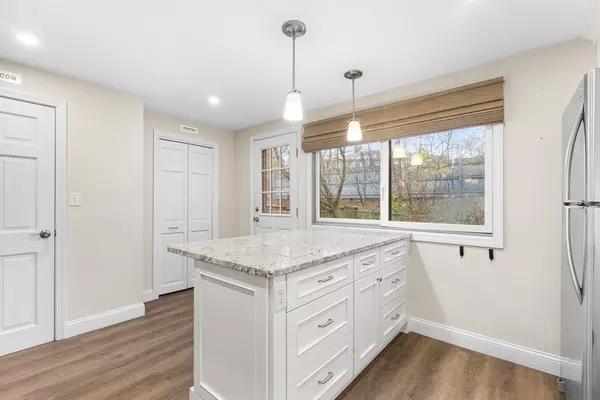 Danvers, MA 01923,14 Williams #C17