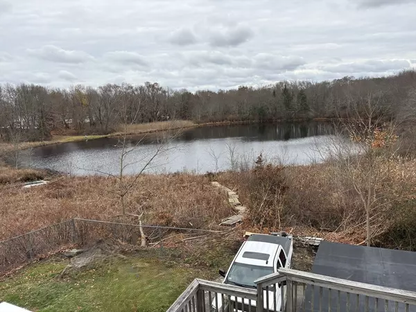 Middleboro, MA 02346,866 Centre St #1