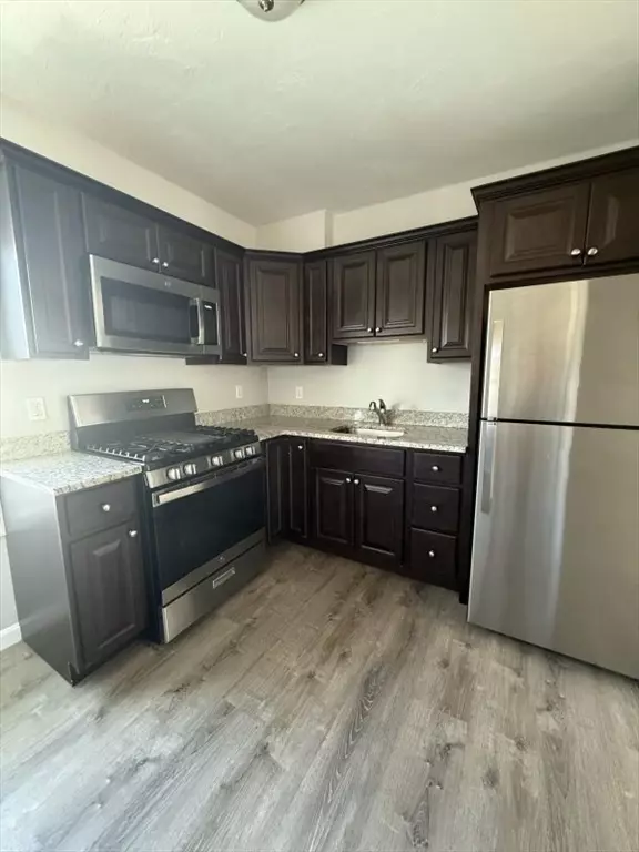 Fall River, MA 02723,66-74 Bogle #3