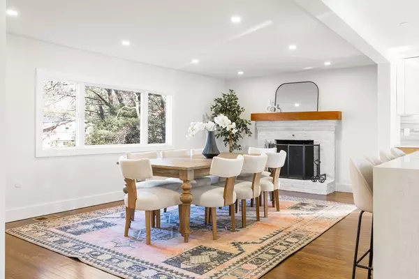 Sharon, MA 02067,157 Wilshire Dr