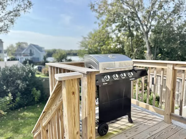 Hull, MA 02045,181 Atlantic Ave Winter Now- 5/31