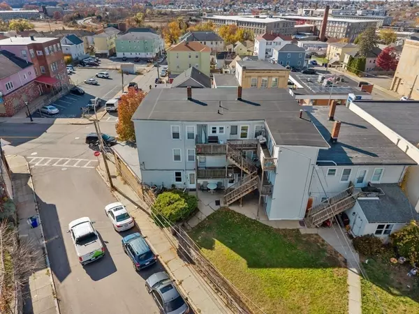 Fall River, MA 02723,1498-1508 Pleasant Street