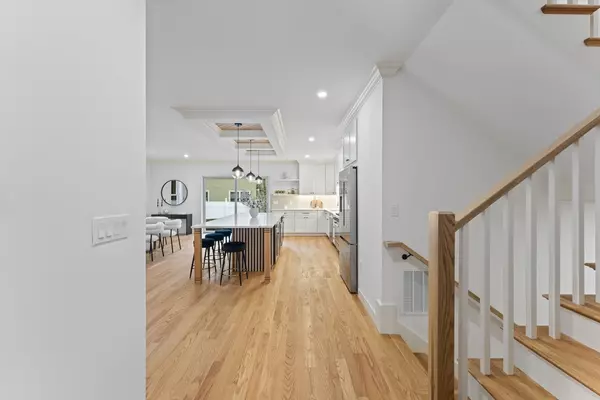 Watertown, MA 02472,21 Fayette #1