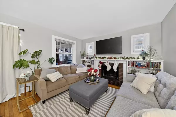 Holyoke, MA 01040,1684 Northampton St