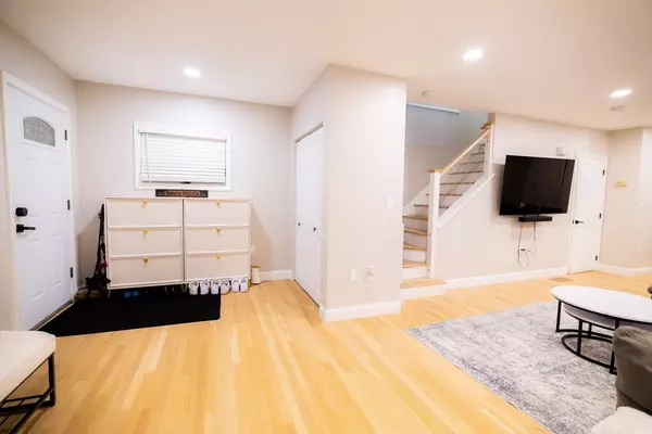 Quincy, MA 02169,2 Turning Mill Lane #1