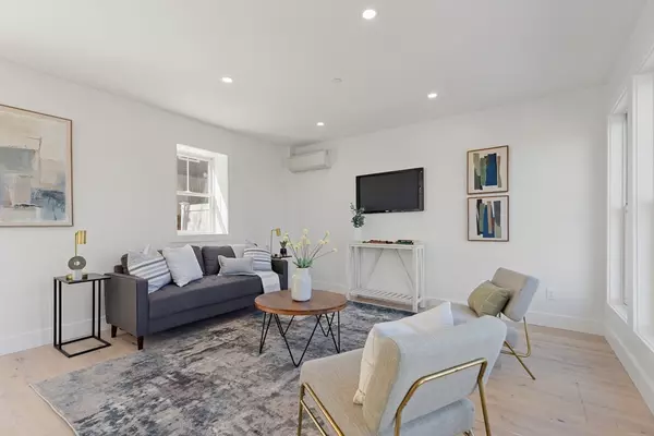 Somerville, MA 02145,656 Mystic Ave #B