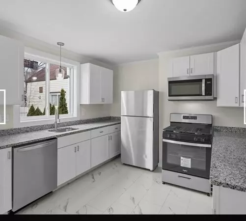 New Bedford, MA 02740,28 Borden St #1