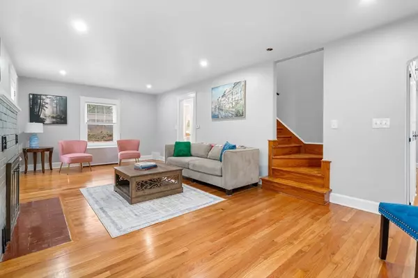 Dudley, MA 01571,7 Dudley Hill Rd