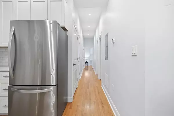 Boston, MA 02128,80 Marion St #2