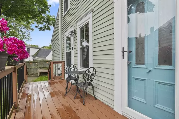 Amesbury, MA 01913,4 Winter Street #4