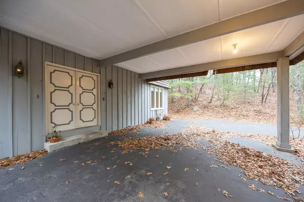 Westwood, MA 02090,90 Blueberry Lane