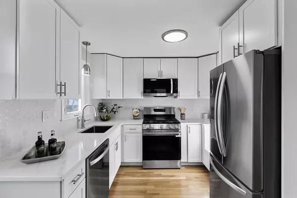 Burlington, MA 01803,68 Macon Rd