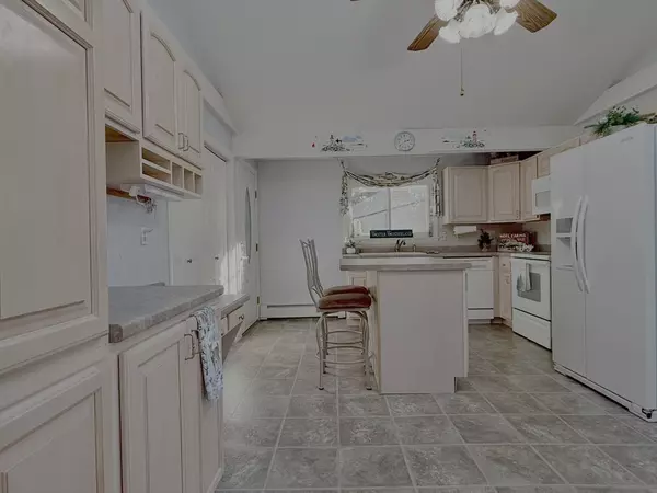 Goffstown, NH 03045,3 Tanager Road