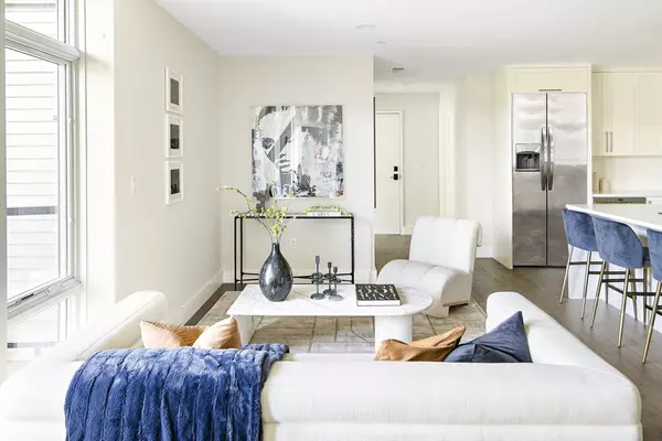 Newton, MA 02468,20 Kinmonth Rd #301