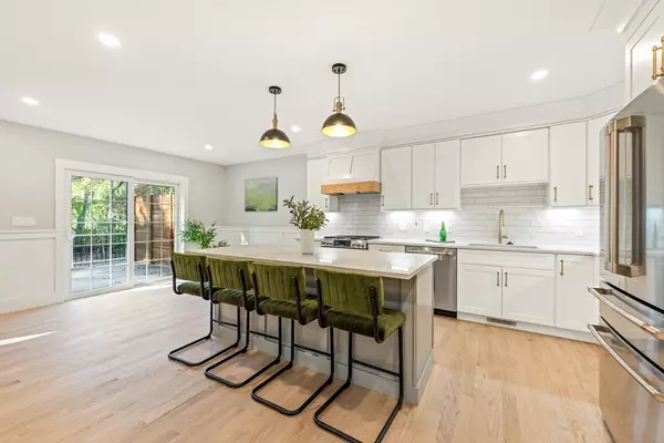 Bedford, MA 01730,110 Wilson Road #2