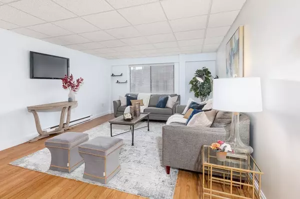 Peabody, MA 01960,111 Foster #416