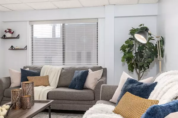 Peabody, MA 01960,111 Foster #416