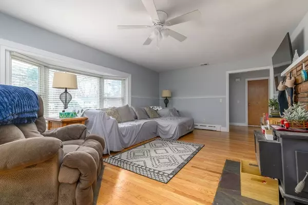 Abington, MA 02351,193 Linwood St