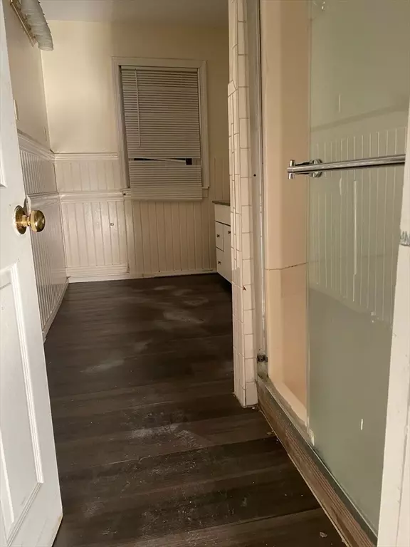 219 Madison St #2, Fitchburg, MA 01420