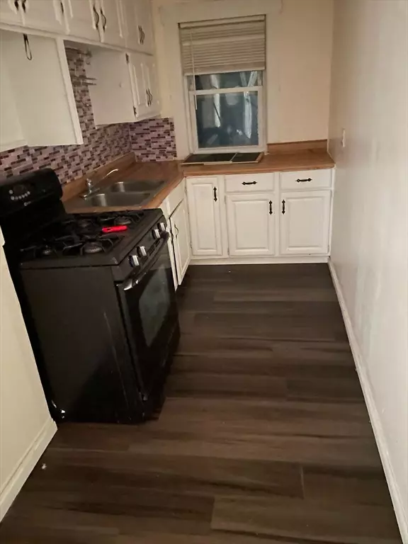 Fitchburg, MA 01420,219 Madison St #2