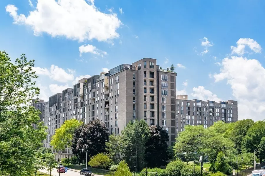 44 Washington Street #817, Brookline, MA 02445