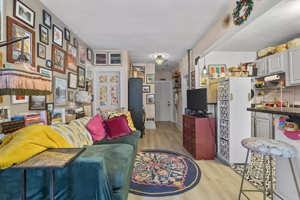 Winthrop, MA 02152,53 Trident Ave #103