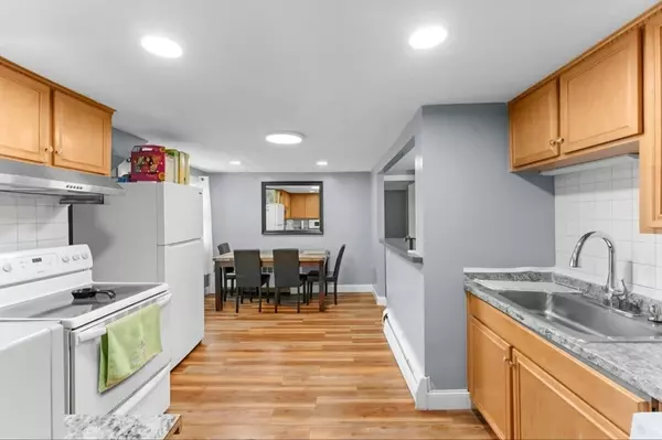 Everett, MA 02149,44 Woodlawn Ave #2