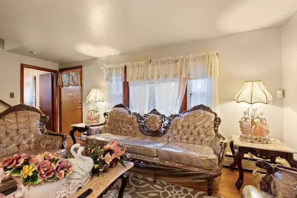 Boston, MA 02136,115 Windham Rd