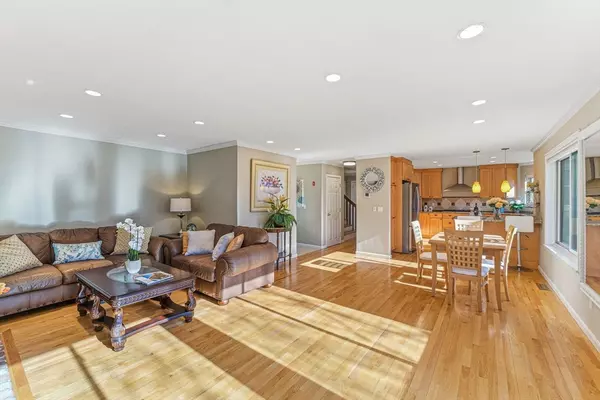 Acton, MA 01720,3 Heather Hill Rd