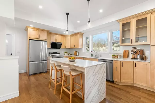 Quincy, MA 02169,12 Viden Rd