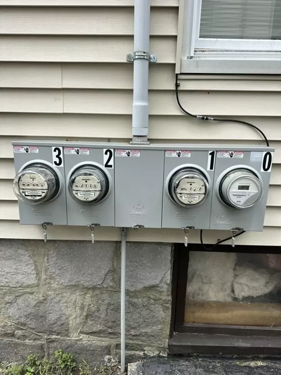 Worcester, MA 01610,10 Ellsworth St