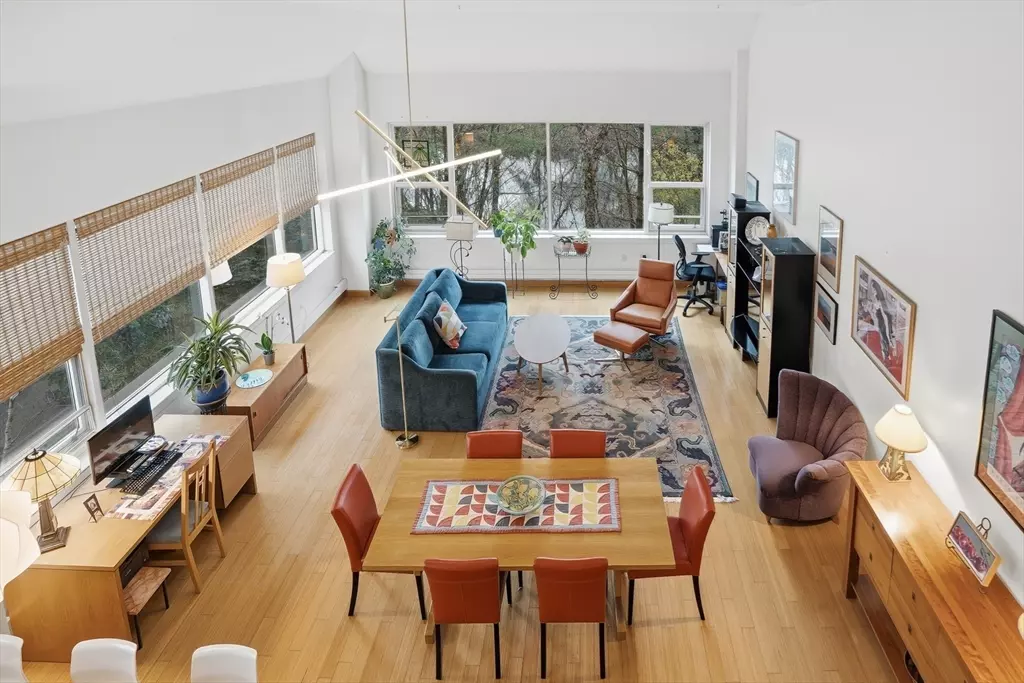 Watertown, MA 02472,290 Pleasant St #220