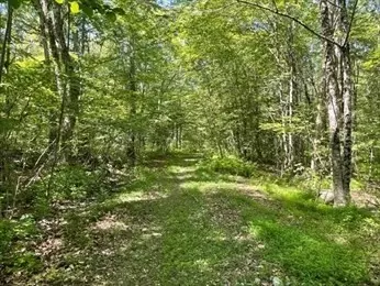 13 Perry St, Douglas, MA 01516